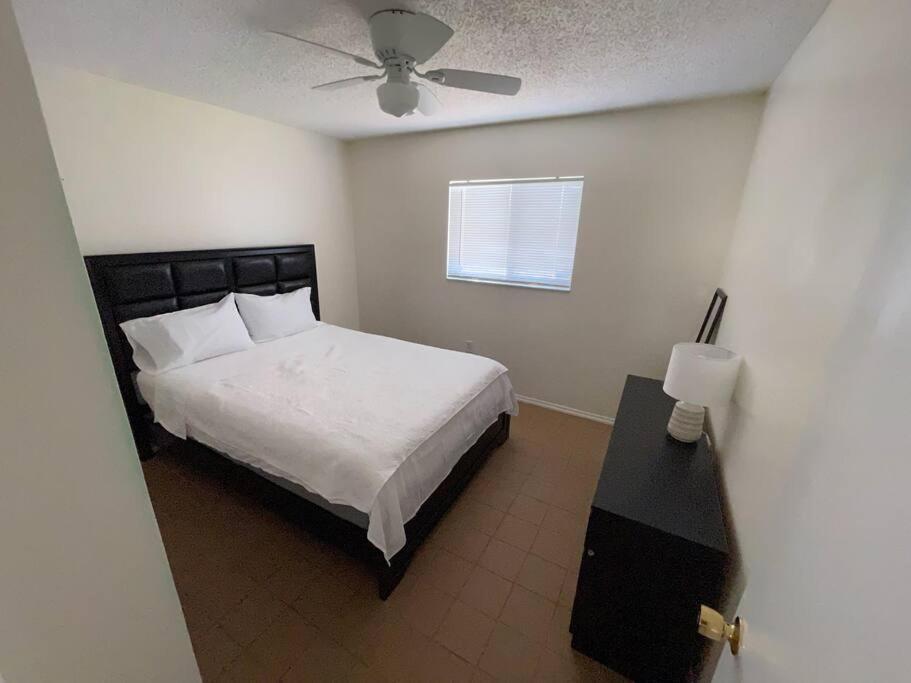 Lakeside Retreat - 3 Bedroom, 2 Bathroom House By The Lake Lakeland Exterior photo