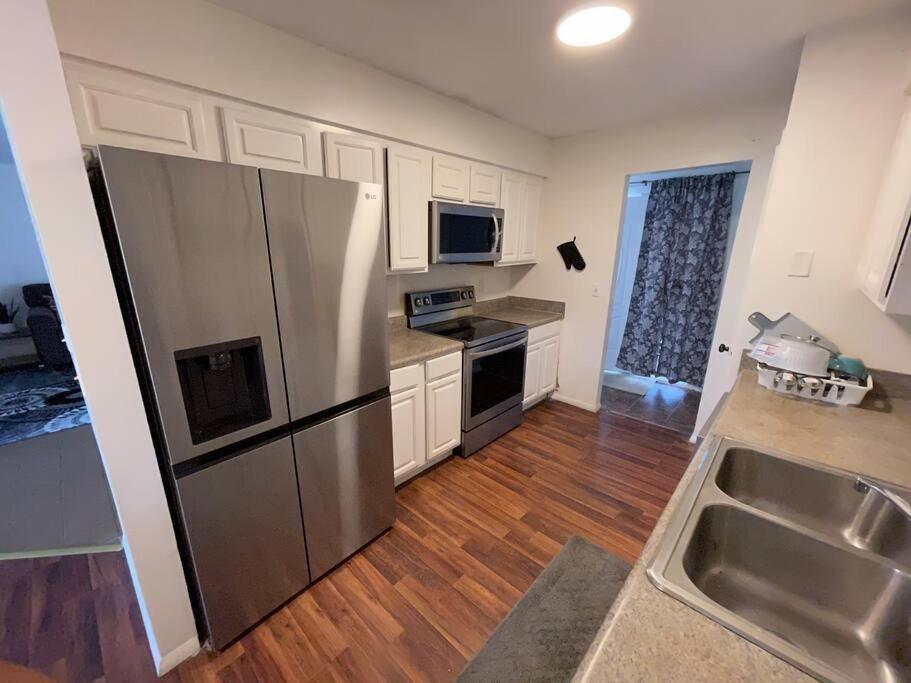 Lakeside Retreat - 3 Bedroom, 2 Bathroom House By The Lake Lakeland Exterior photo