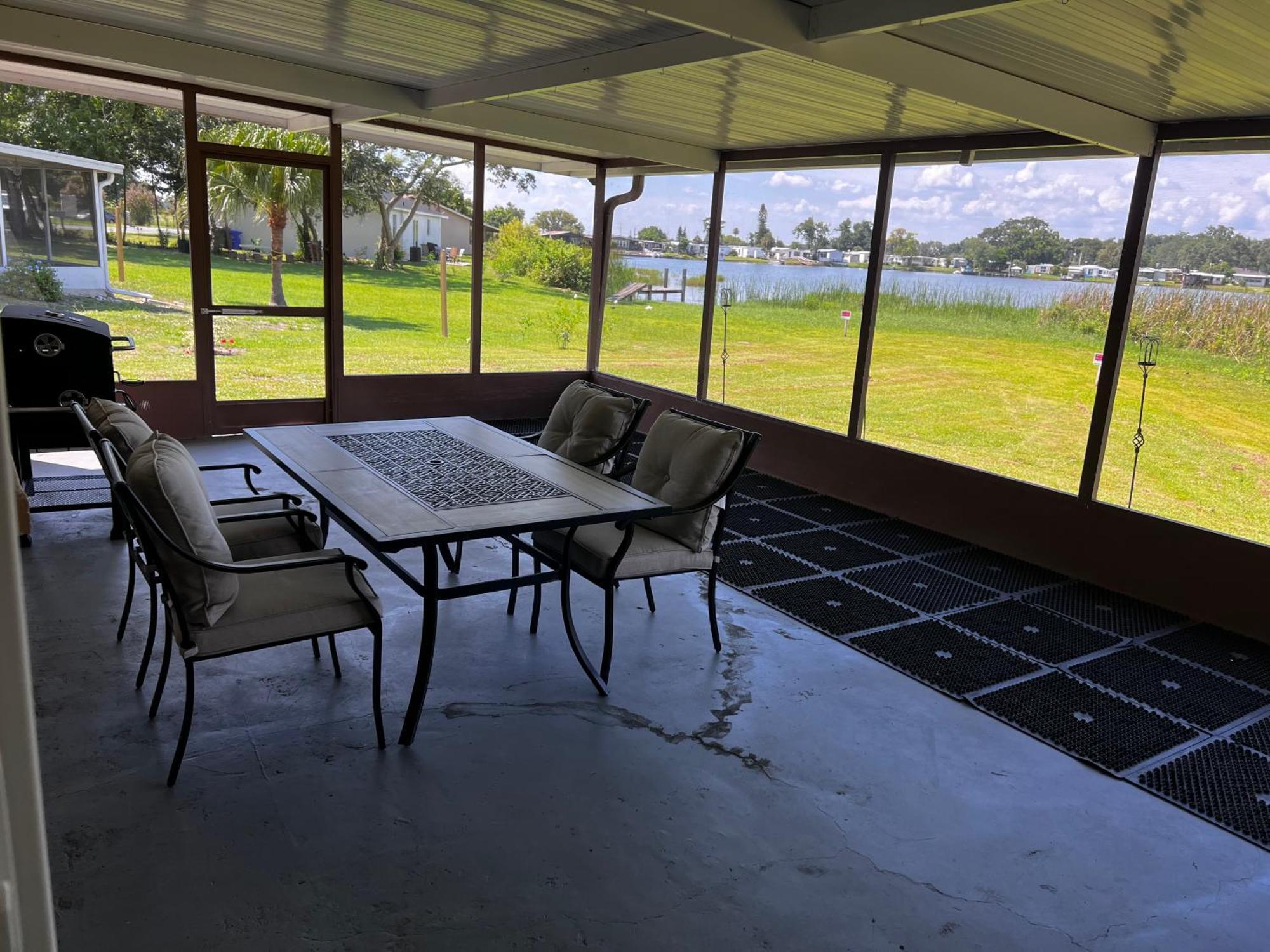 Lakeside Retreat - 3 Bedroom, 2 Bathroom House By The Lake Lakeland Exterior photo